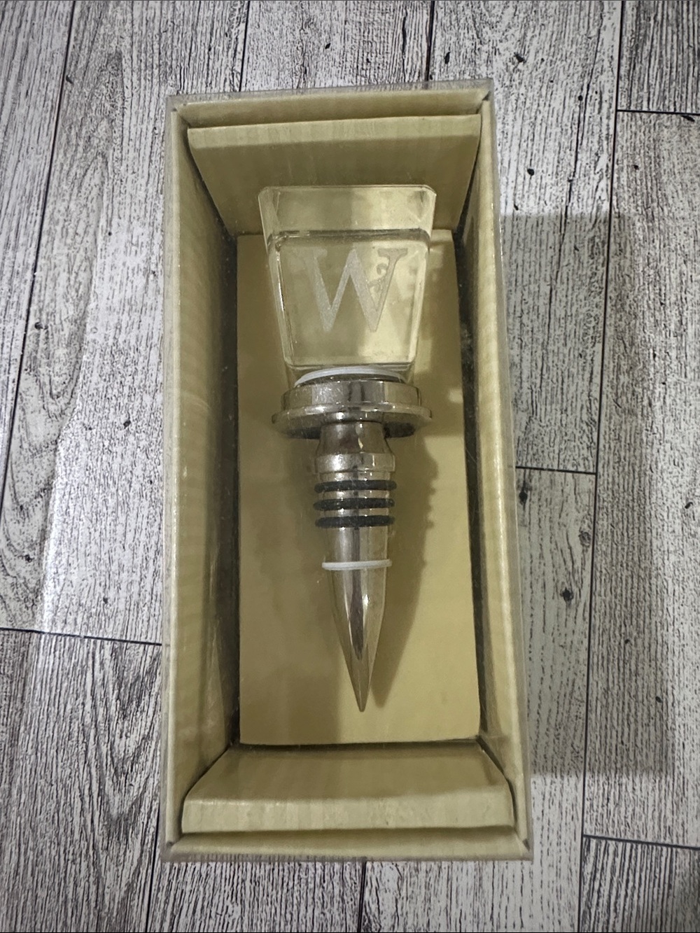 Clear Glass & Silver Monogram Wine Stopper — Letter W